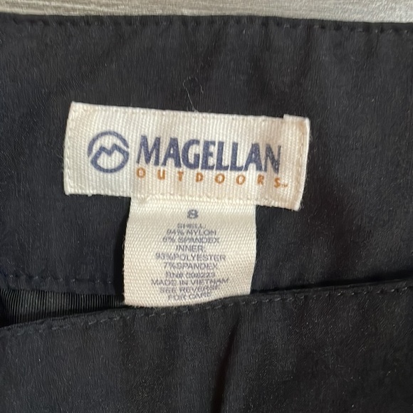 Magellan Skirt, built in shorts, front pockets, black and size 8 - Picture 2 of 6